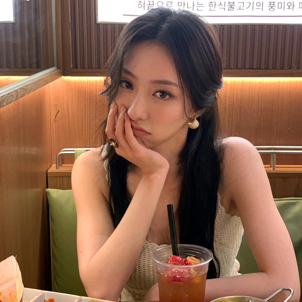 等等莉娅