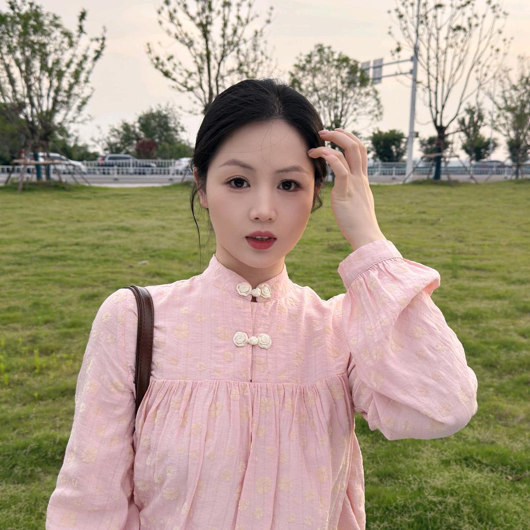 聚星传媒-kiki