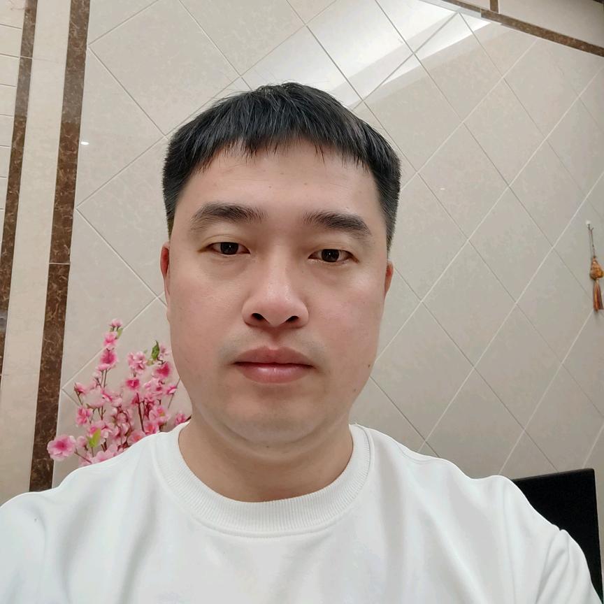 少杰在水贝