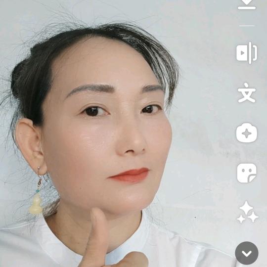 花雨莛