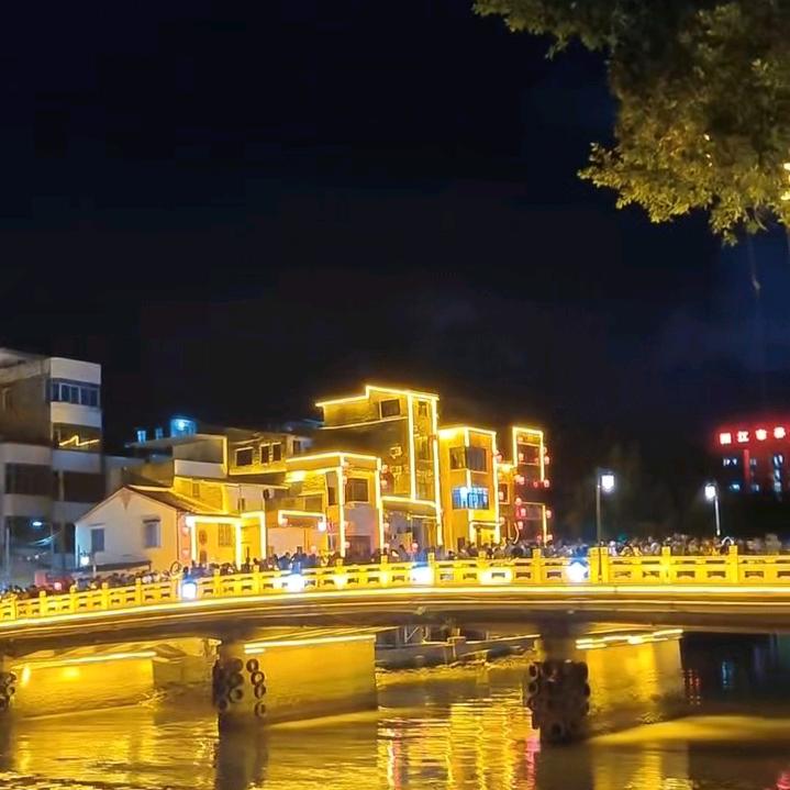 小陈，同学