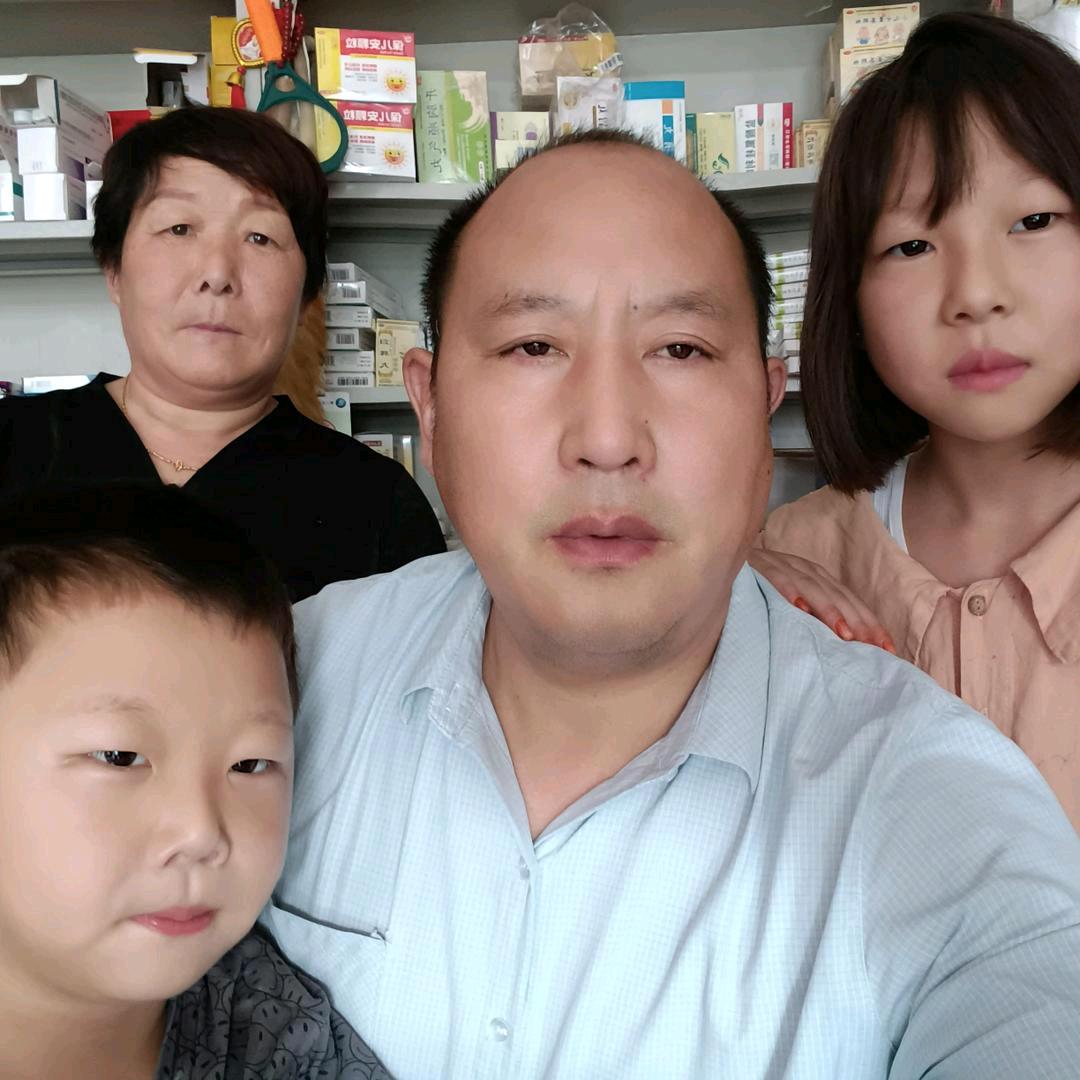 为人民服务，救死扶伤