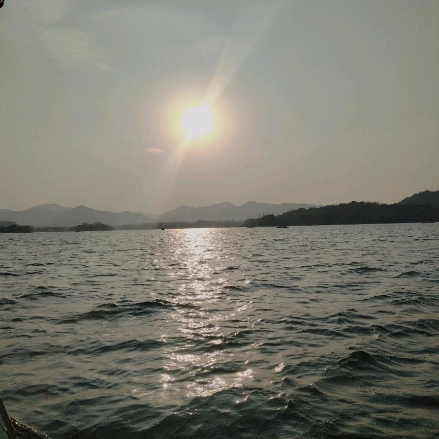 我是娜娜吖