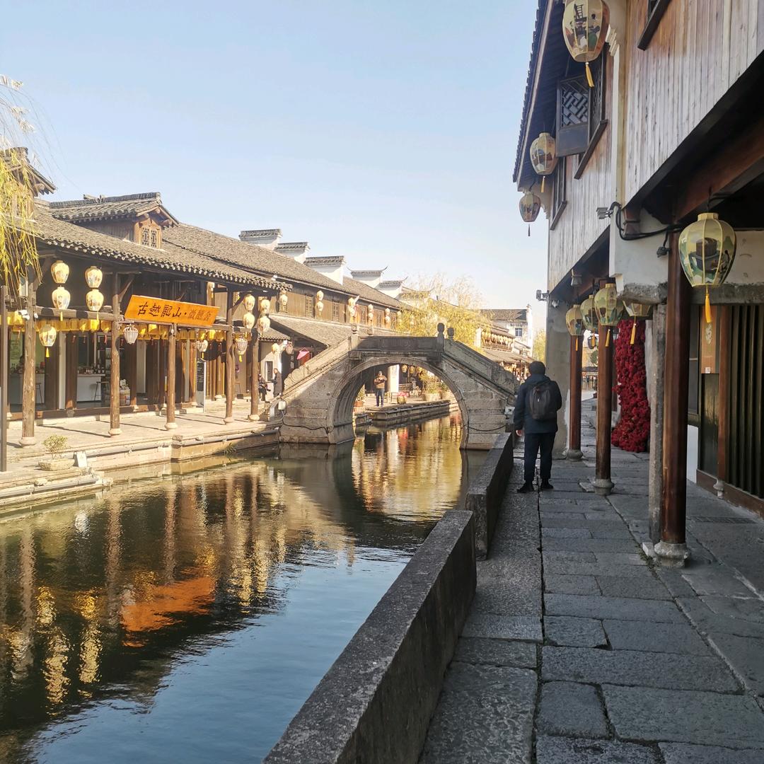 二哥巡面餐饮店