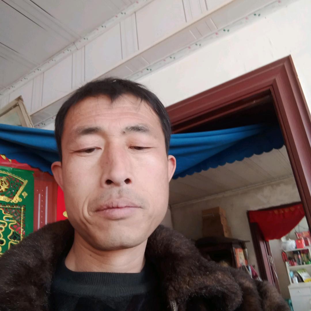 伞洪华