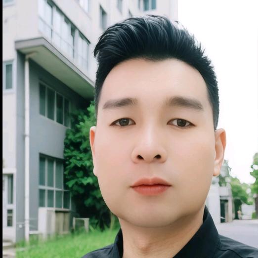 喜欢唱歌的老黄