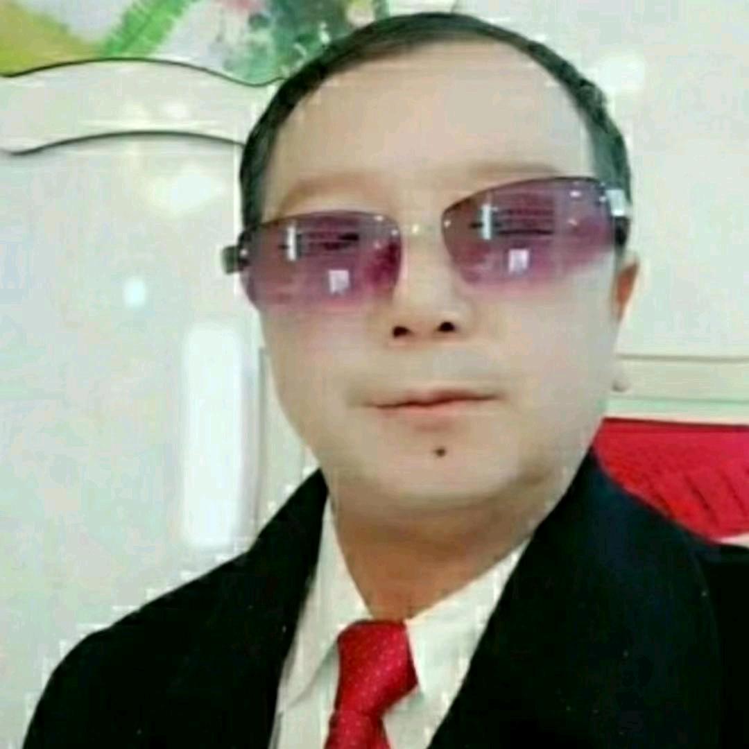 爱艺陈荣高