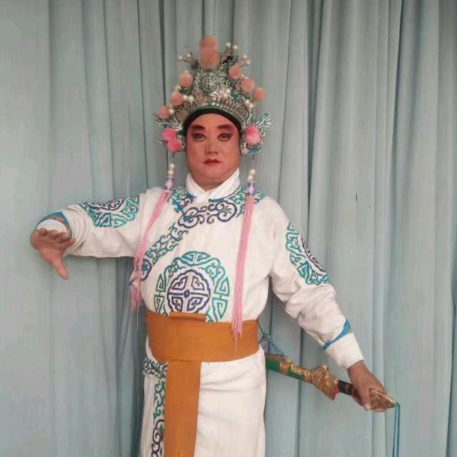李亚锦