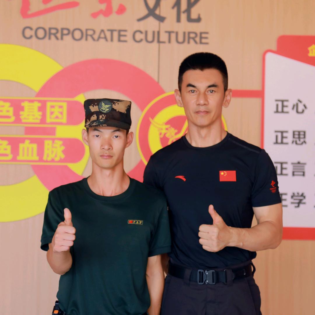 扎西猎鹰训练营（李教官）