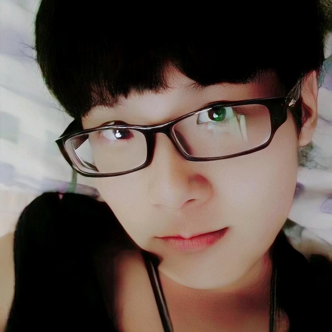 龍綺林宇宙超级无敌小怪兽