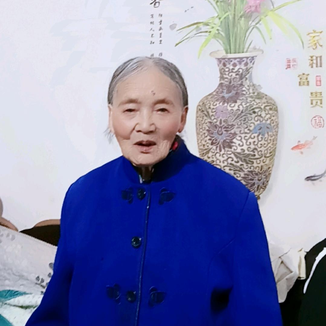 百岁寿星老人1913