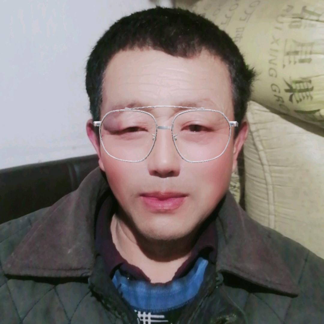 平平安安一家人