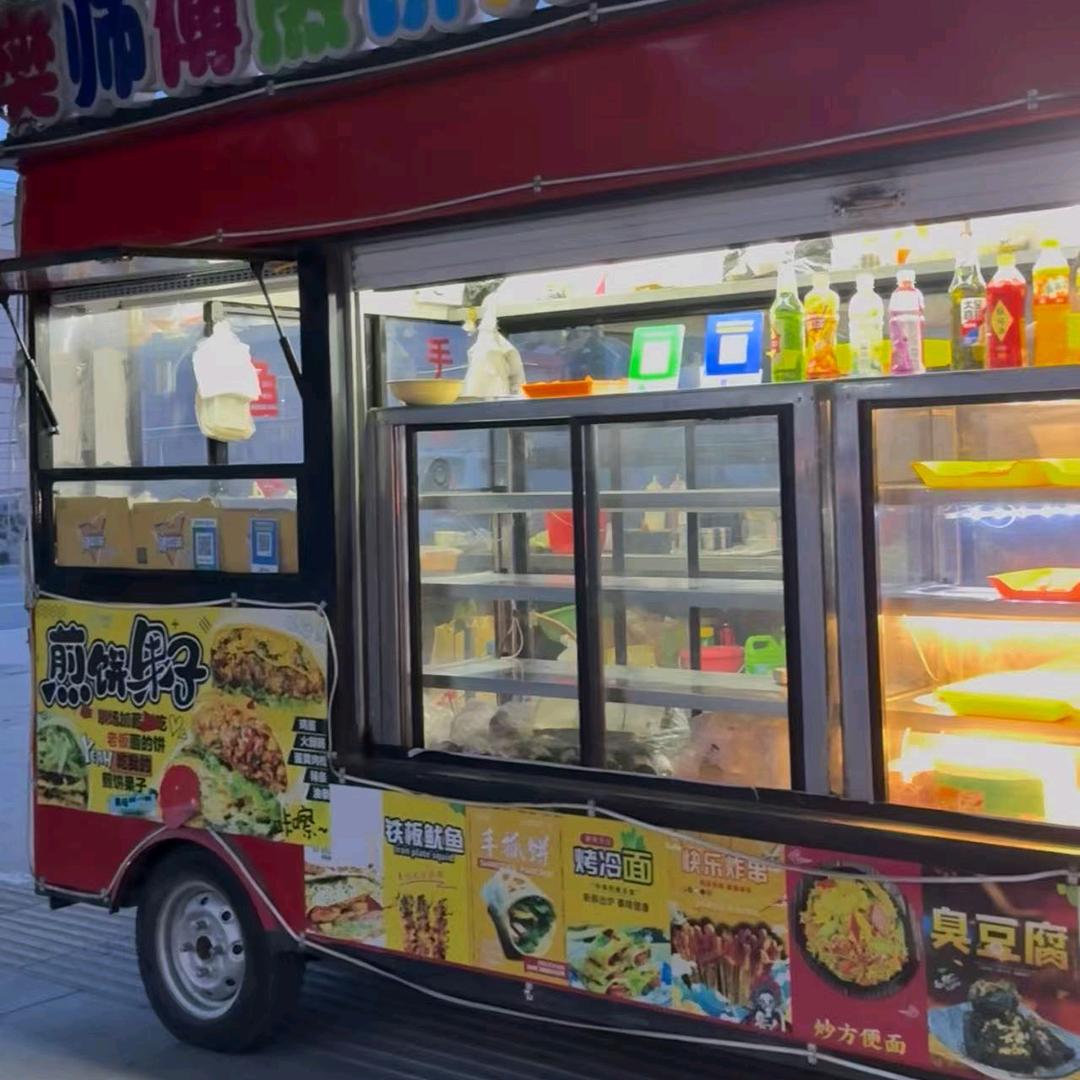 袁师傅烧烤生蚝炸串冷面煎饼手抓饼串串香