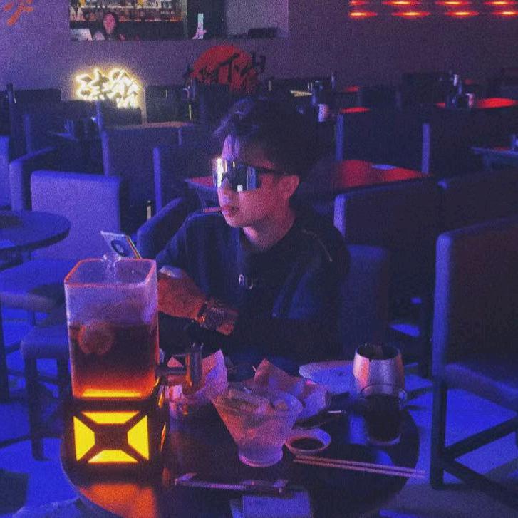 远哥服装化妆品批发 招代理