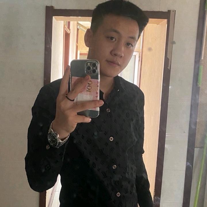 啊伟