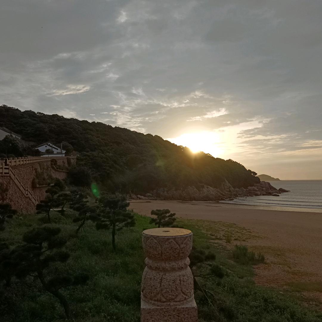 海阔天空华姐