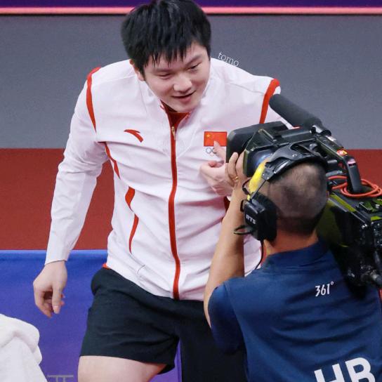 樊星🌟闪耀 Paris