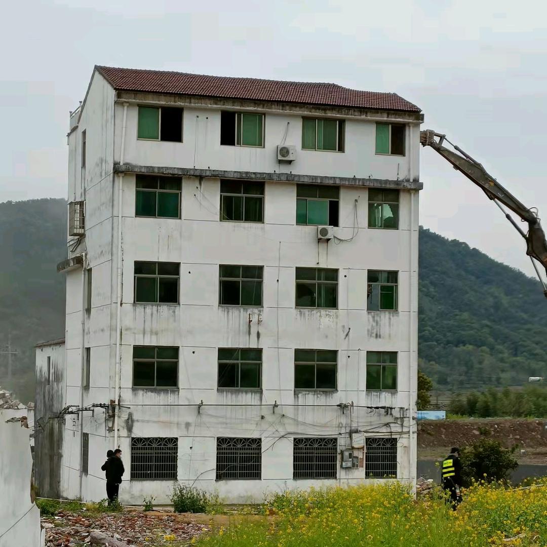 房屋被qiang拆(义乌江东街道)