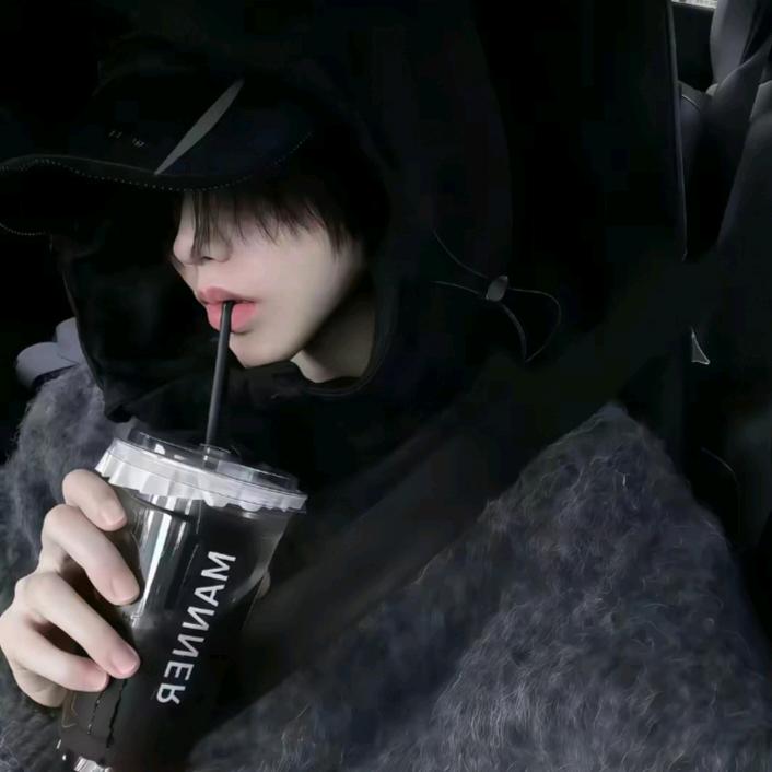 𝙆𝙞𝙩𝙩𝙮日落时见面