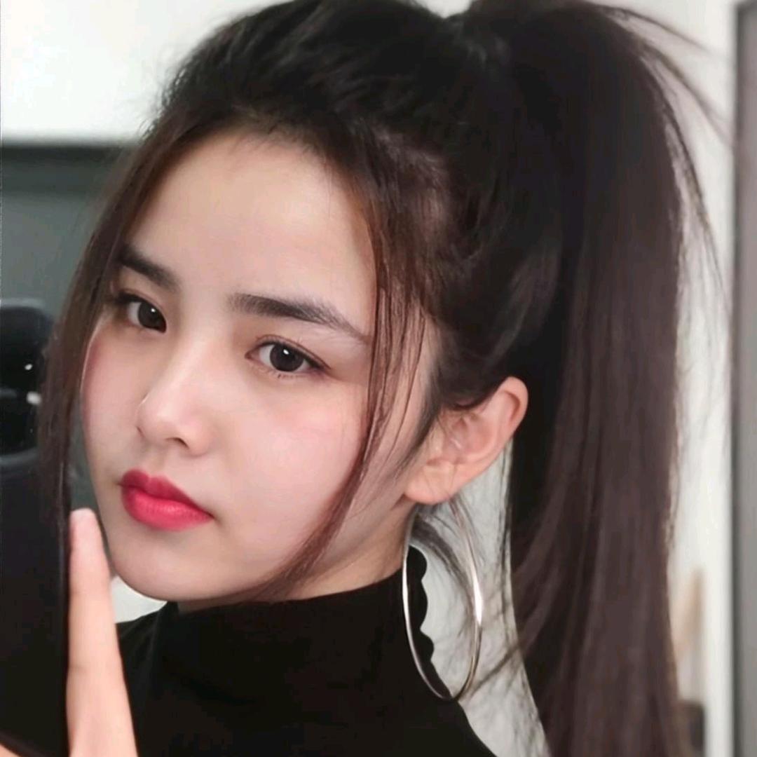 飞飞 姐姐
