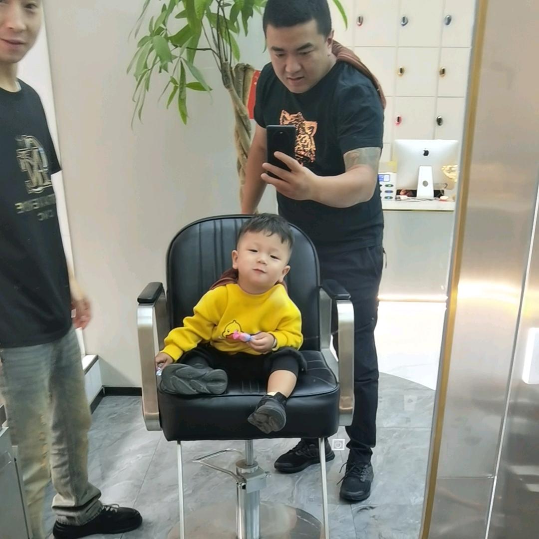 任玉龙