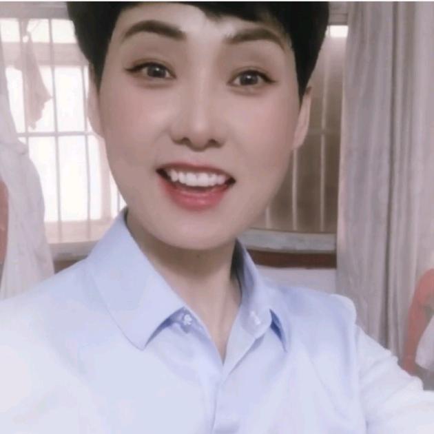 ③姐妹  晚上六点半开播