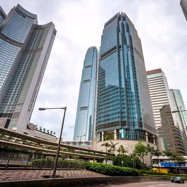 宁波市江北区直播带岗产业基地-甄选好工作