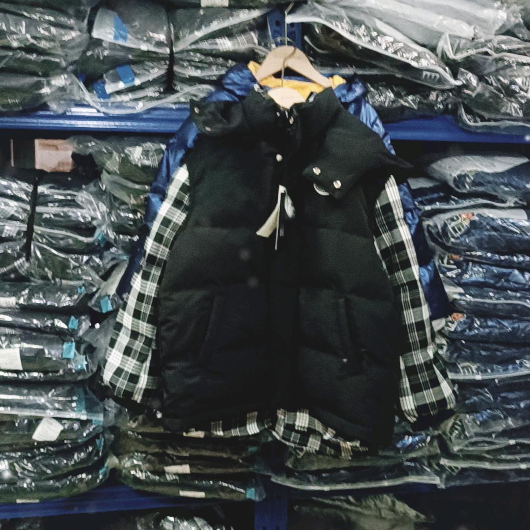 薛薛品牌羽绒服折扣仓