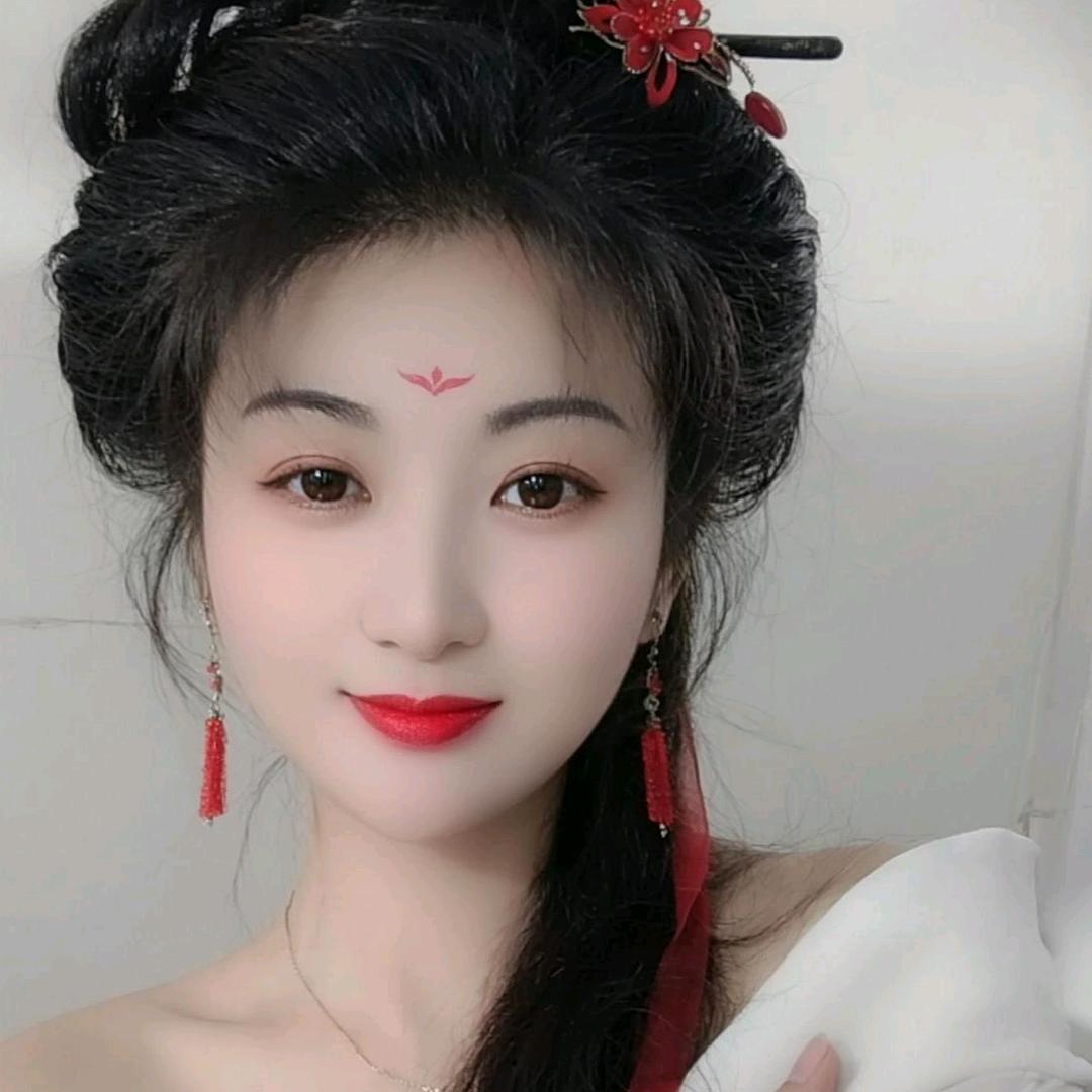 幽兰 。    （请勿连赞）
