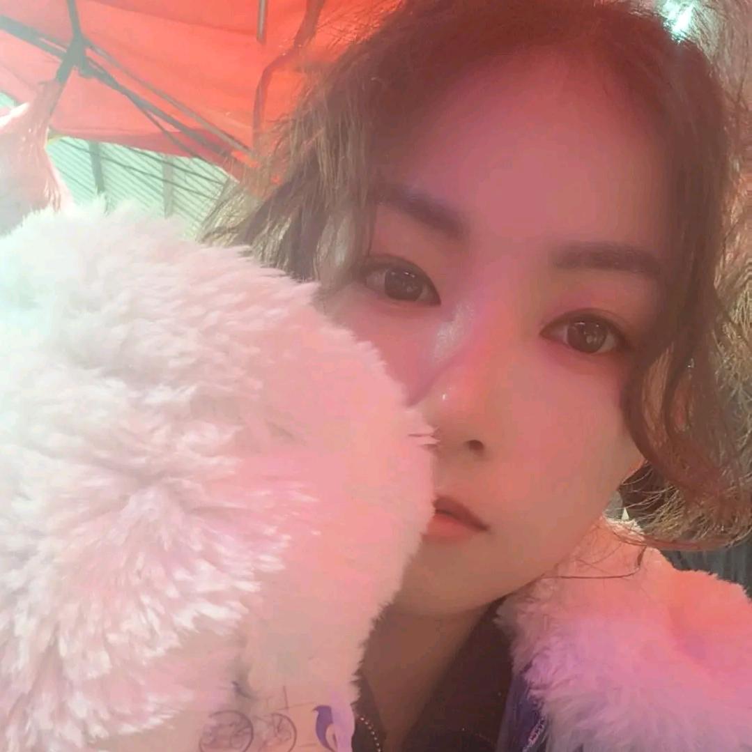 一个小辣娇🌈