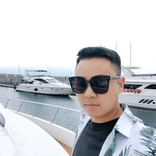 杨濮瑞