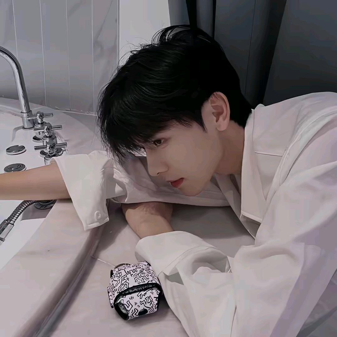 KR.
