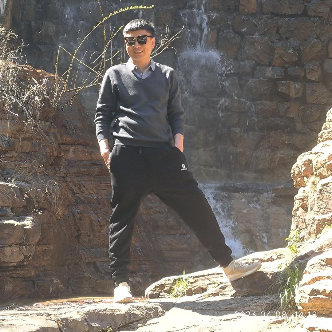 地脚螺栓，预埋件，光伏支架厂家～杨