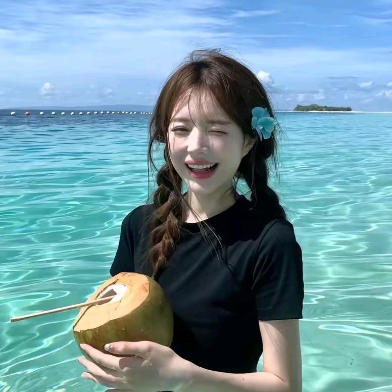 女主角