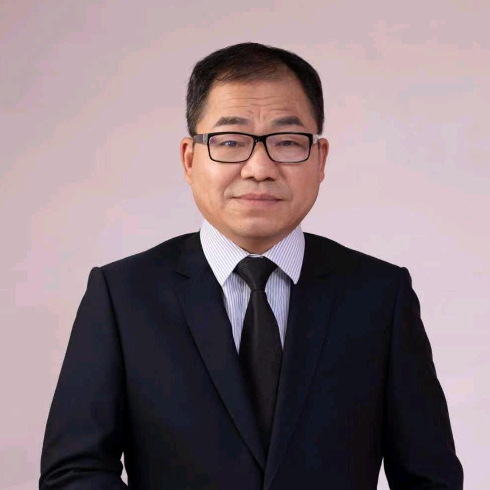 诊断师修车（宇翰滑宝灵汽车工作室)邹迎春
