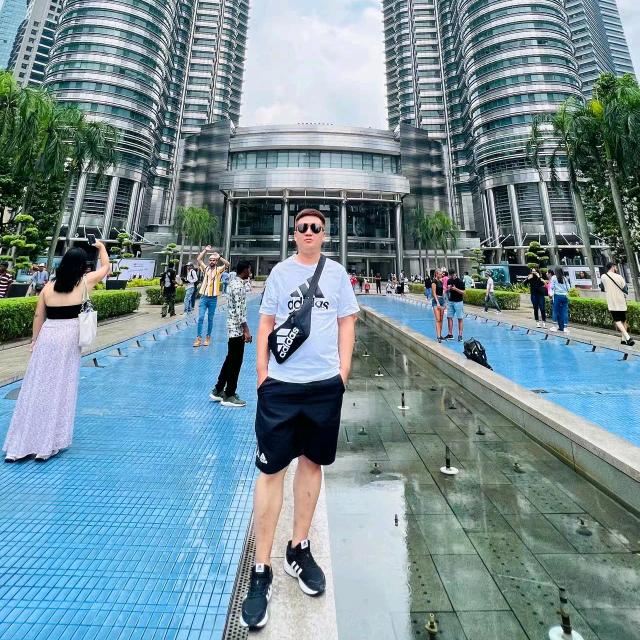 乄気貭丶藍顏彡