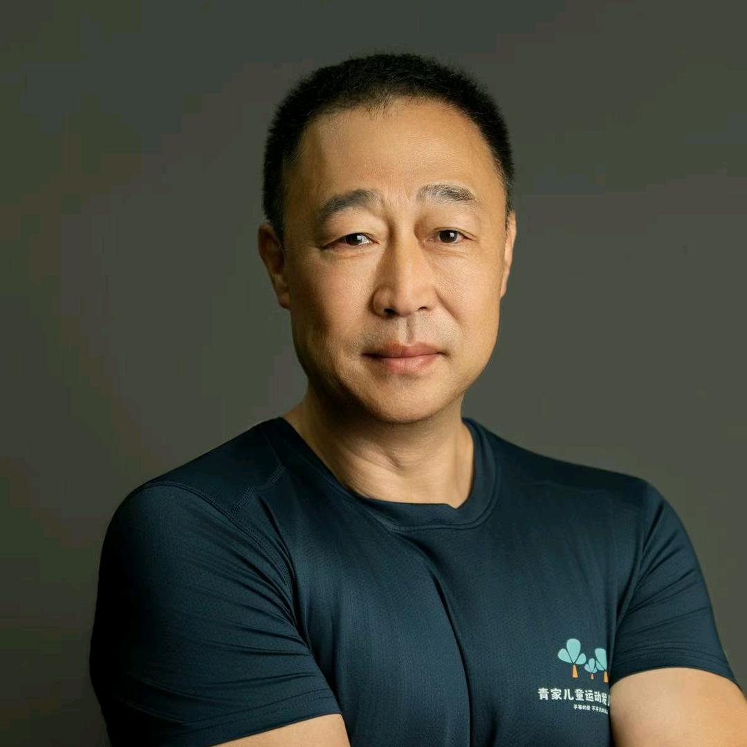 星娃逆袭之父——邹长勇