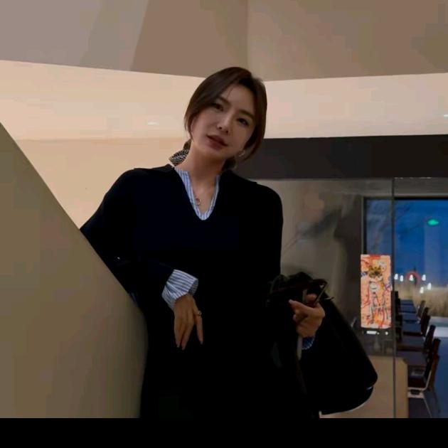 余欢欢YHH（爆款穿搭）