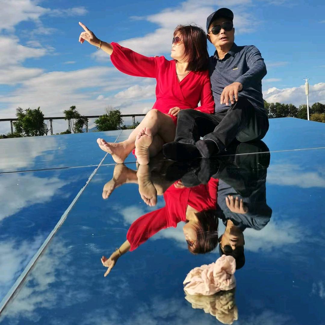 思念杨上午9点38首播，谢谢家人们支持