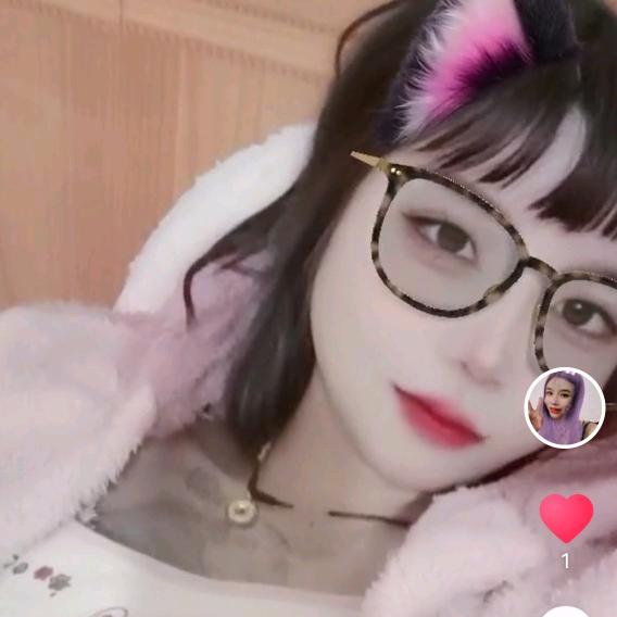 妙妙ฅ(*`ω´*)ฅ