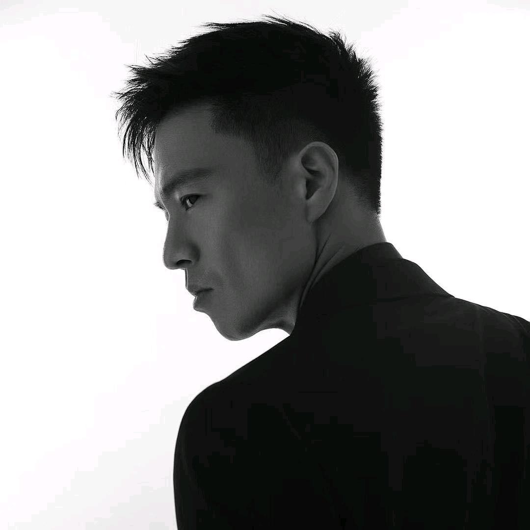 大叔（旭旭宝宝传媒）