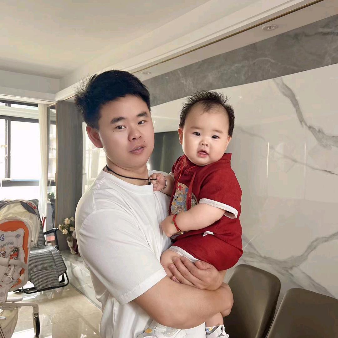 兴盛汽车维修服务.埭溪店小赵钣喷