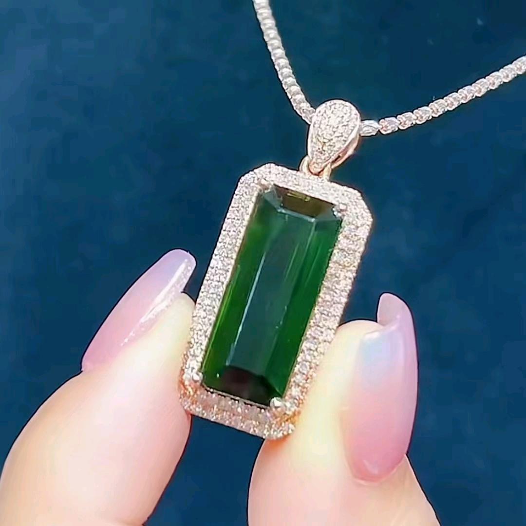 哈喽！我是小吴