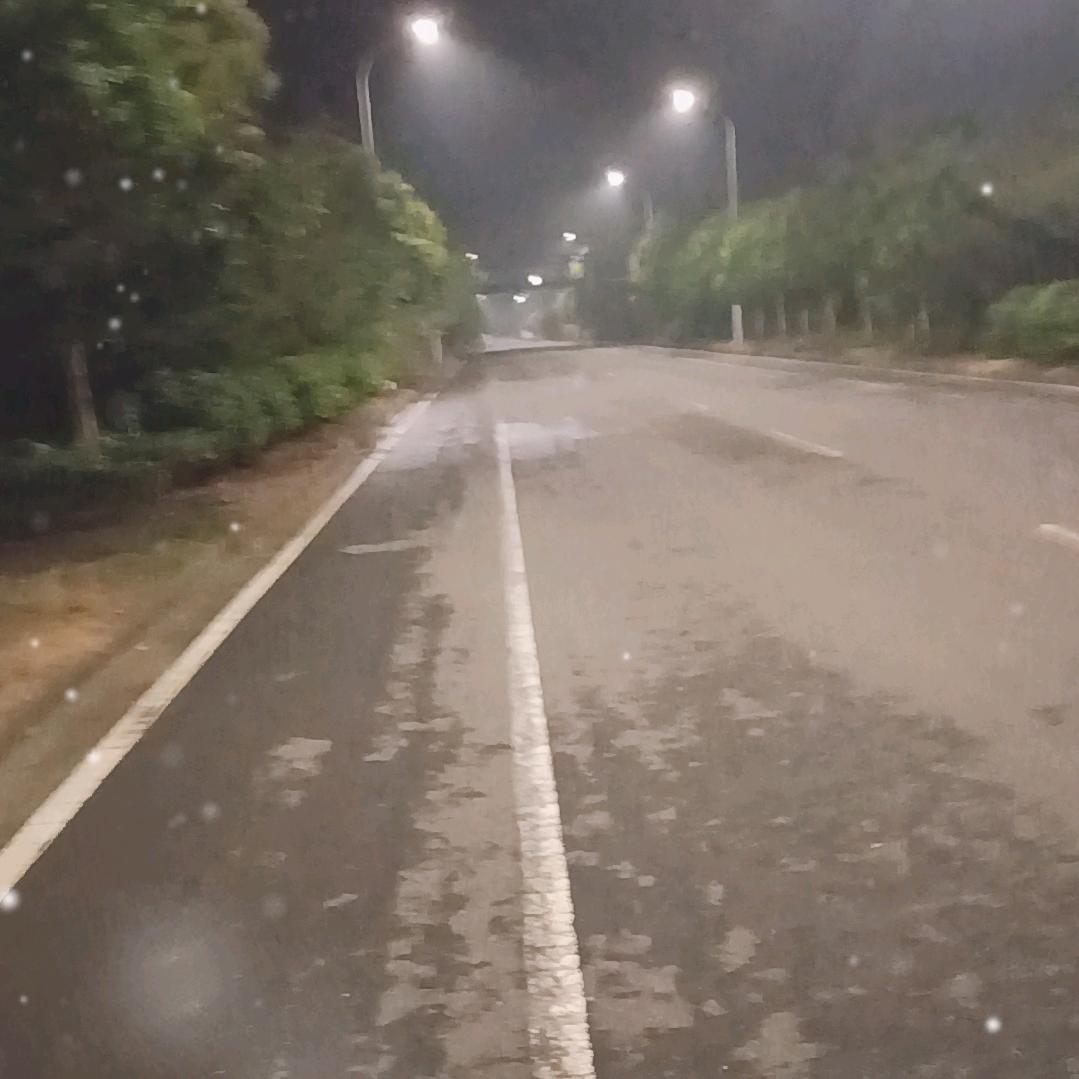老地方羊肉汤，小老板