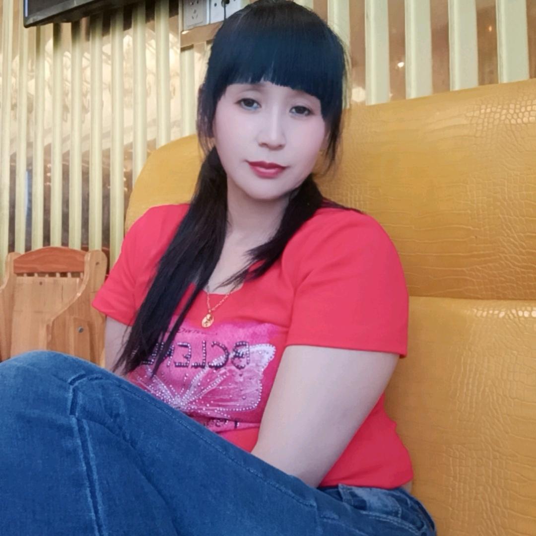非洲的女人，红红姐