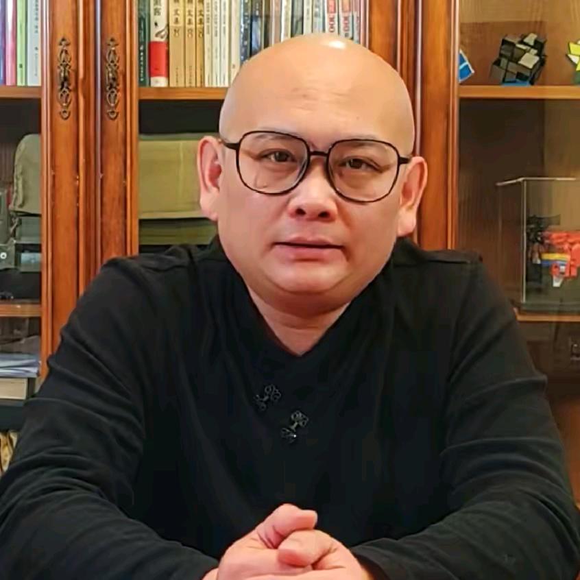 阔阔论