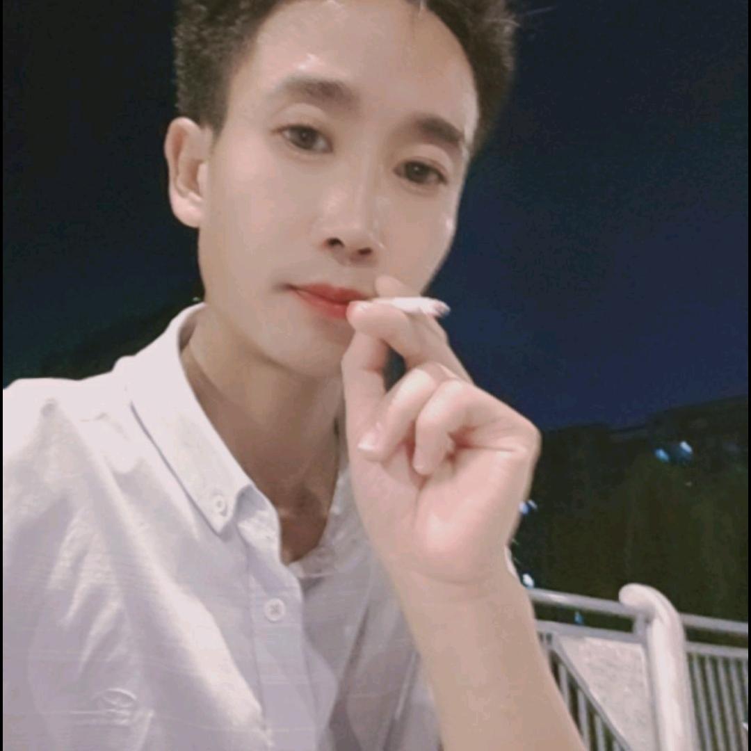 🐟雨中飞