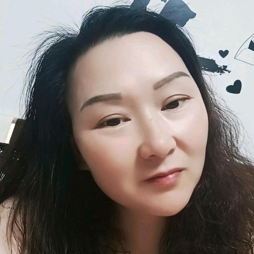 英英穿搭
