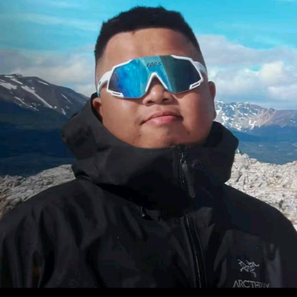 蓝战非（看世界）