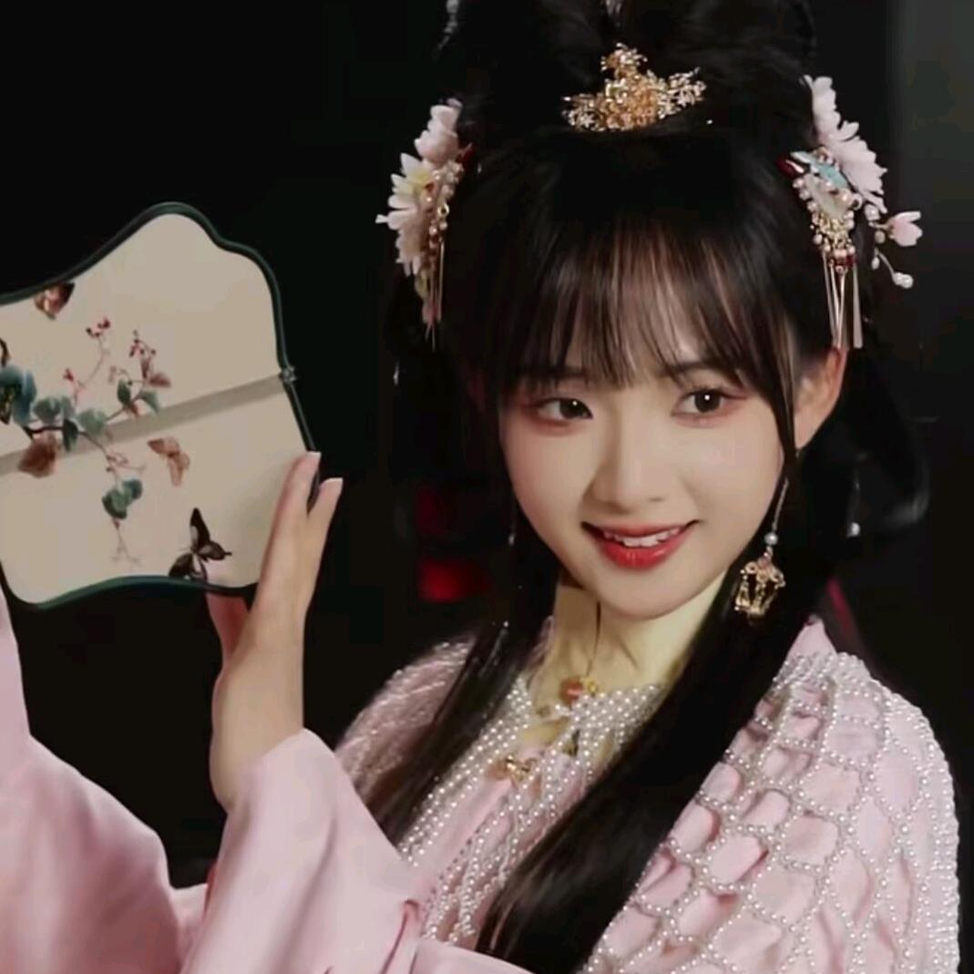 黑月✨（忠臣脑）